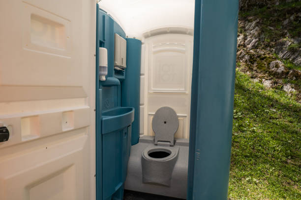 Porta potty rental for outdoor events in Somers, MT